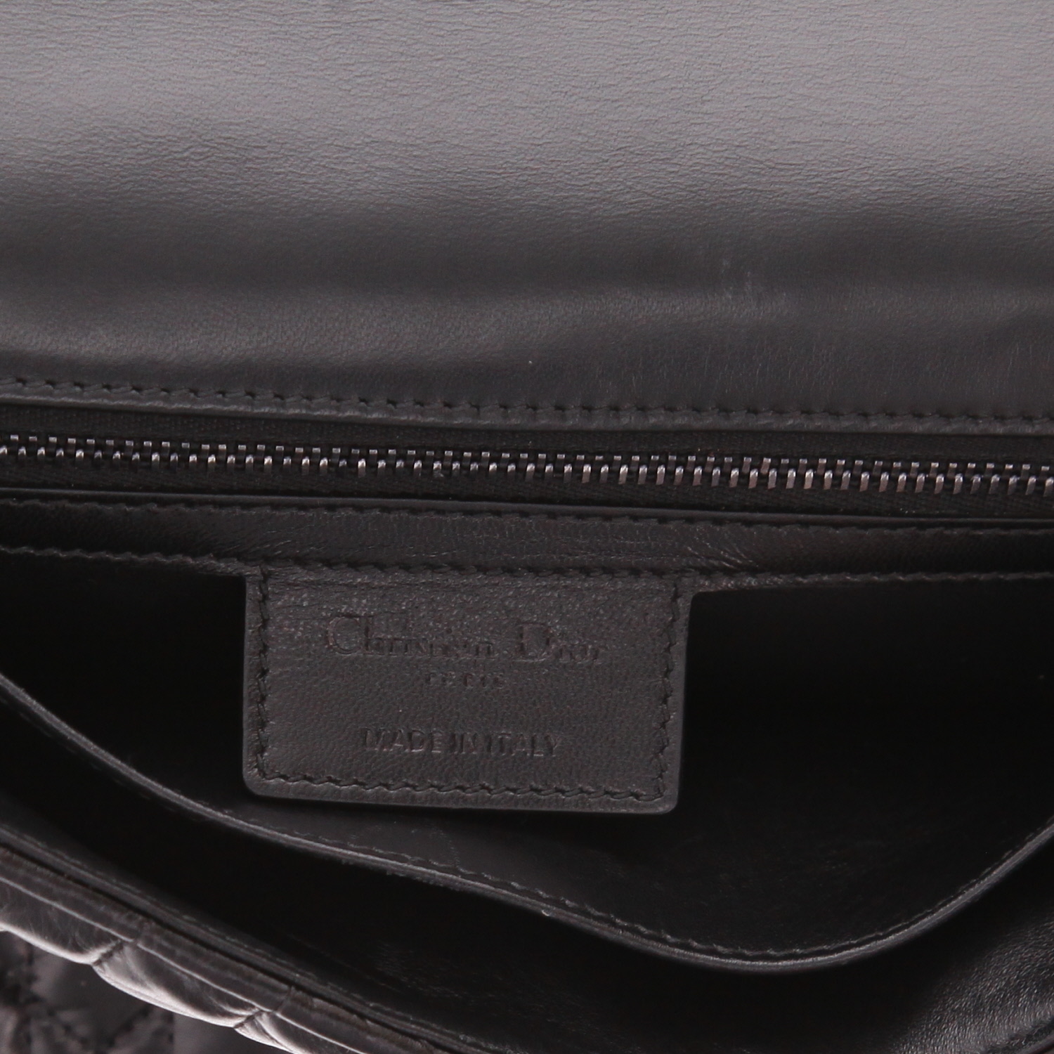 Borsa a tracolla Dior  Caro modello medio  in pelle cannage nera - Detail D2