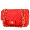 Chanel  Timeless Jumbo shoulder bag  in red quilted leather - 00pp thumbnail