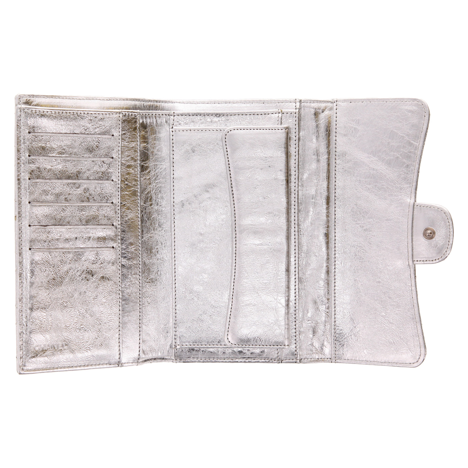 Portefeuille Chanel  Chanel 2.55 - Wallet en cuir matelassé argenté - Detail D3