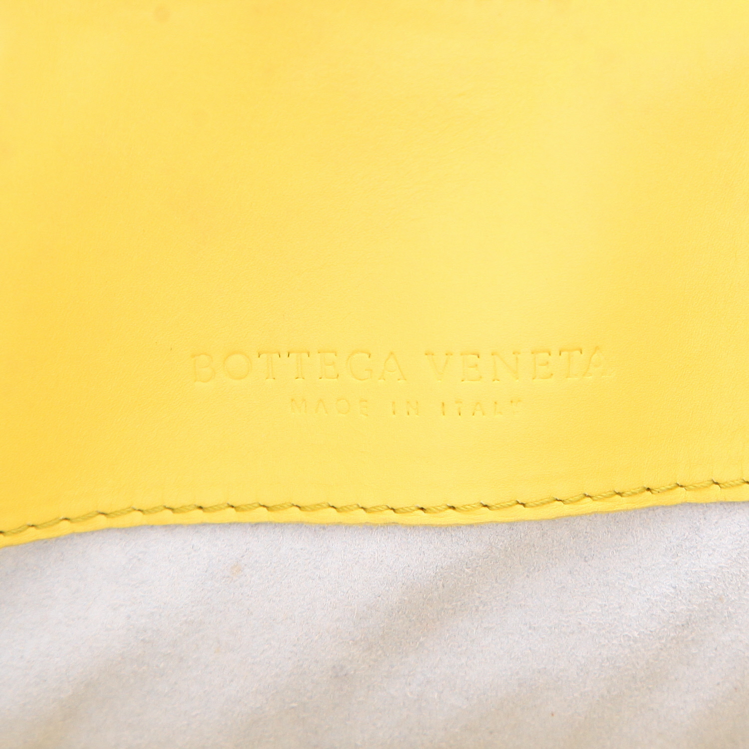 Bolso Cabás Bottega Veneta   en cuero intrecciato amarillo - Detail D2