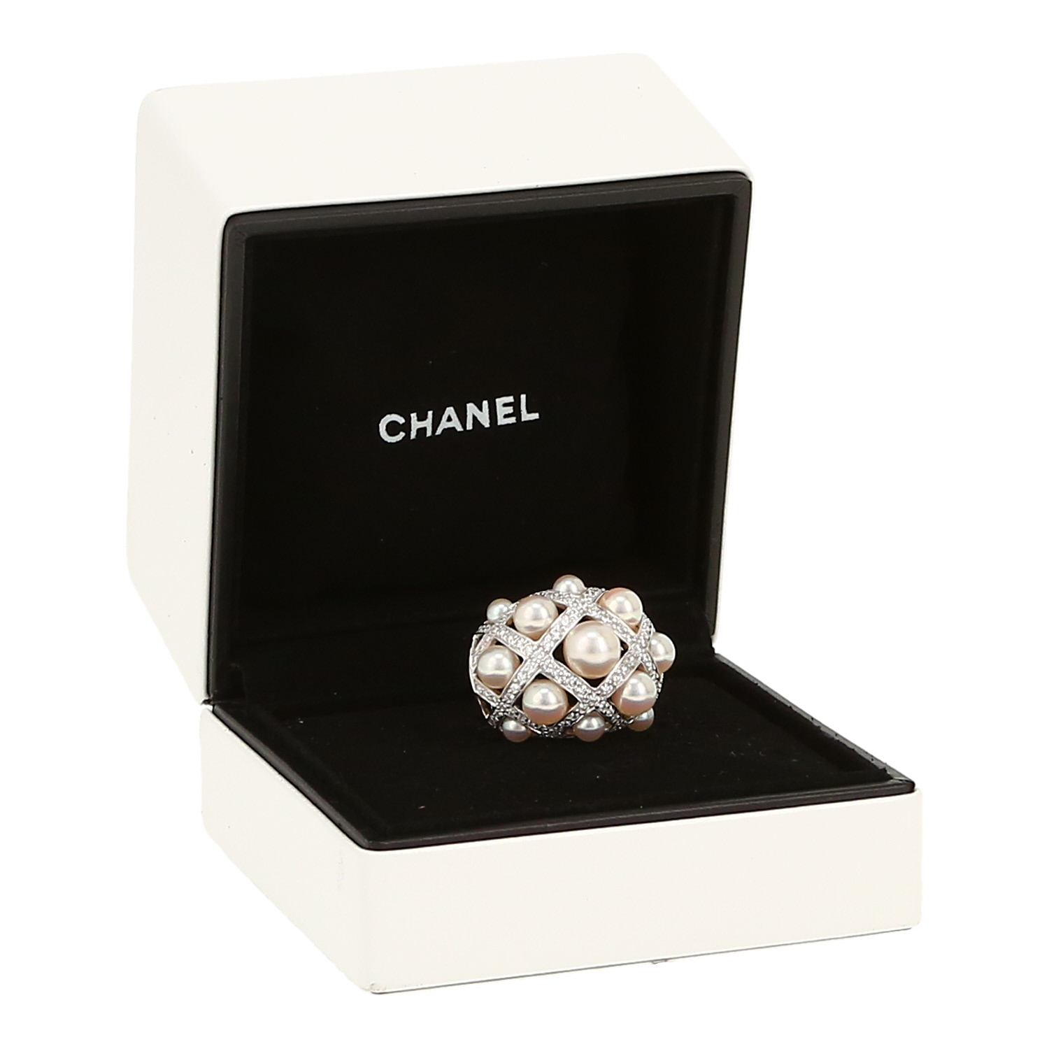 Bague Chanel Baroque grand modèle en or blanc, perles de culture et diamants - Detail D2