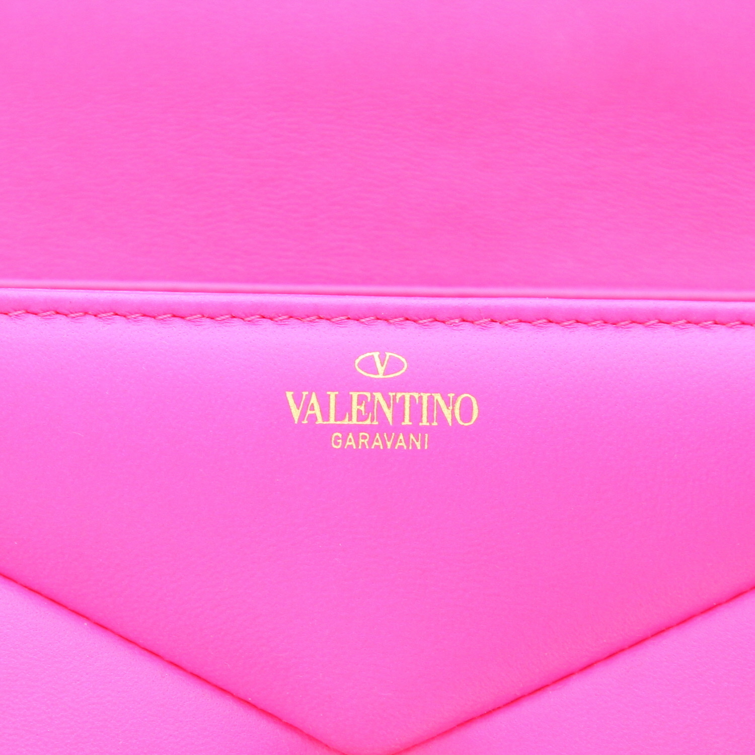 Valentino Garavani  One Stud shoulder bag  in pink leather - Detail D2