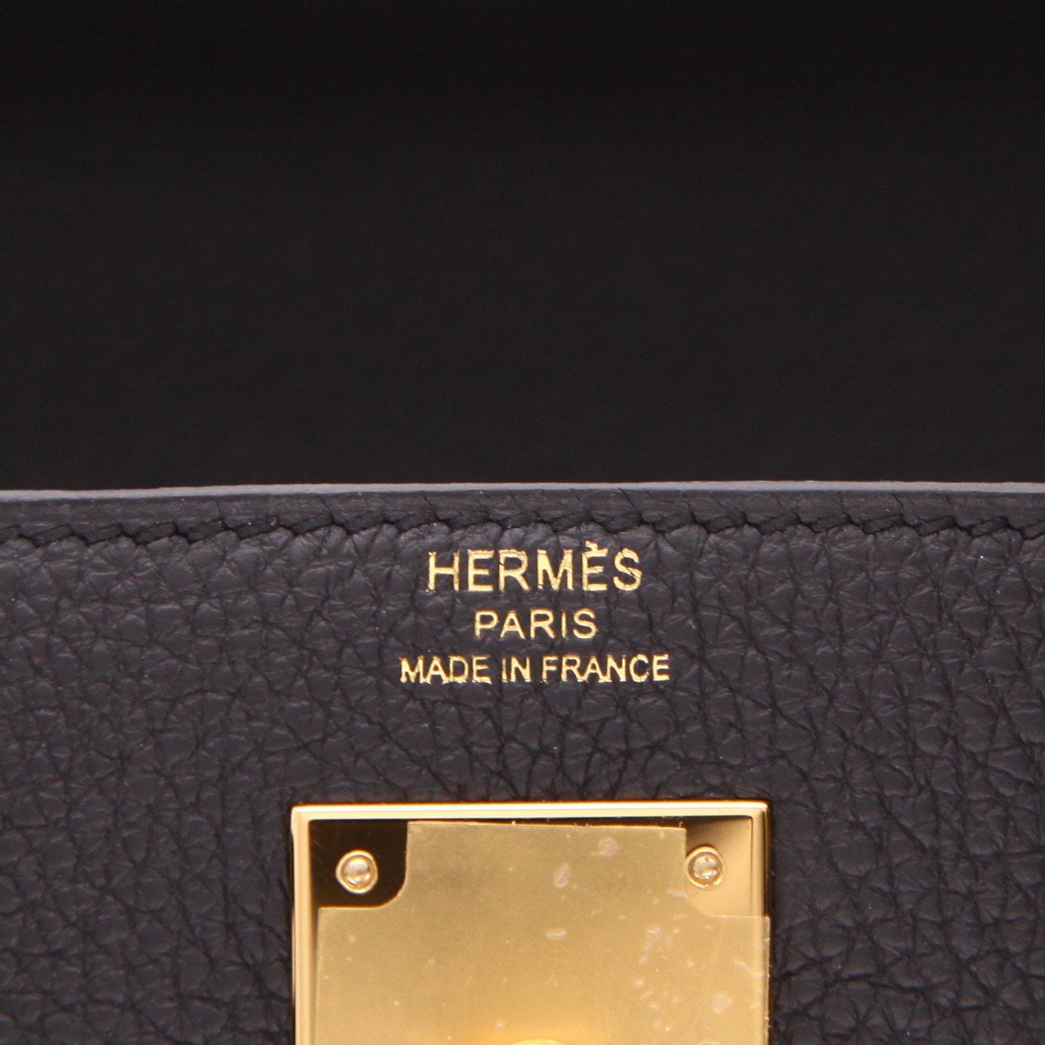 Sac à main Hermès  Kelly 28 cm en cuir togo noir - Detail D2