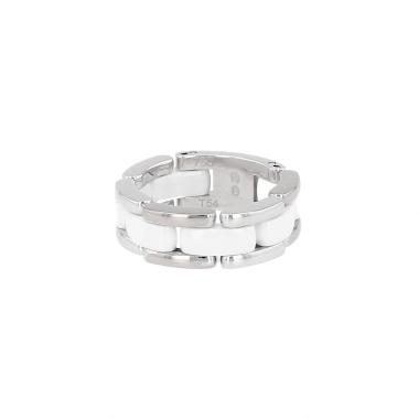 Anello semi-mobile Chanel Ultra modello in oro bianco e ceramica bianco