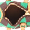 Llavero Louis Vuitton  Nano Speedy en lona a cuadros marrón y verde y cuero natural - Detail D3 thumbnail