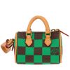 Porte-clef Louis Vuitton  Nano Speedy en toile damier marron et verte et cuir naturel - Detail D4 thumbnail