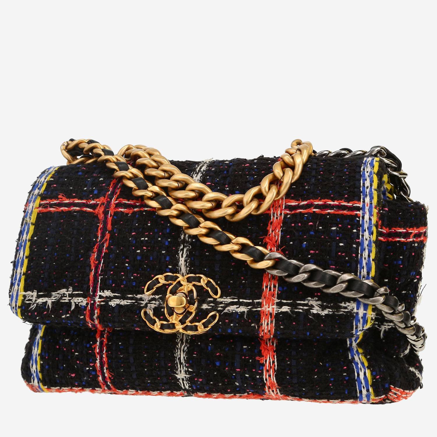 Chanel  19 shoulder bag  in black tweed