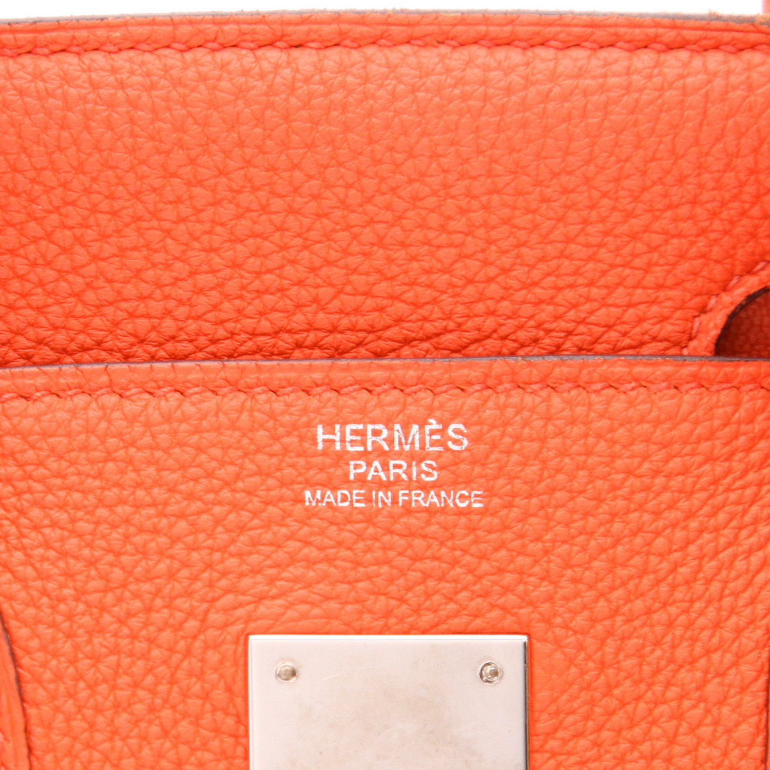 Hermès  Birkin 30 cm handbag  in orange togo leather - Detail D2