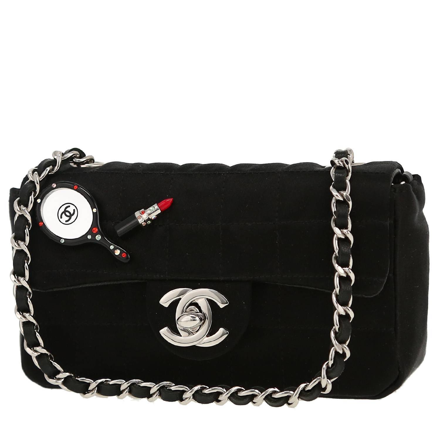 Borsa a tracolla Chanel   mini  in raso nero
