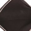 Bolso de mano Louis Vuitton  Pochette accessoires en cuero Epi negro - Detail D3 thumbnail