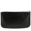 Bolso de mano Louis Vuitton  Pochette accessoires en cuero Epi negro - Detail D4 thumbnail