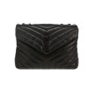 Sac bandoulière Saint Laurent  Loulou moyen modèle  en cuir matelassé chevrons noir - 360 thumbnail