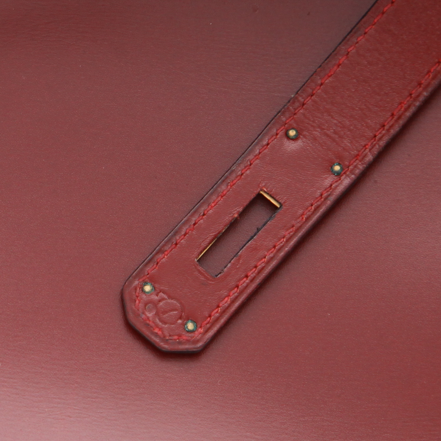 Sac à main Hermès  Kelly 32 cm en cuir box bordeaux - Detail D3