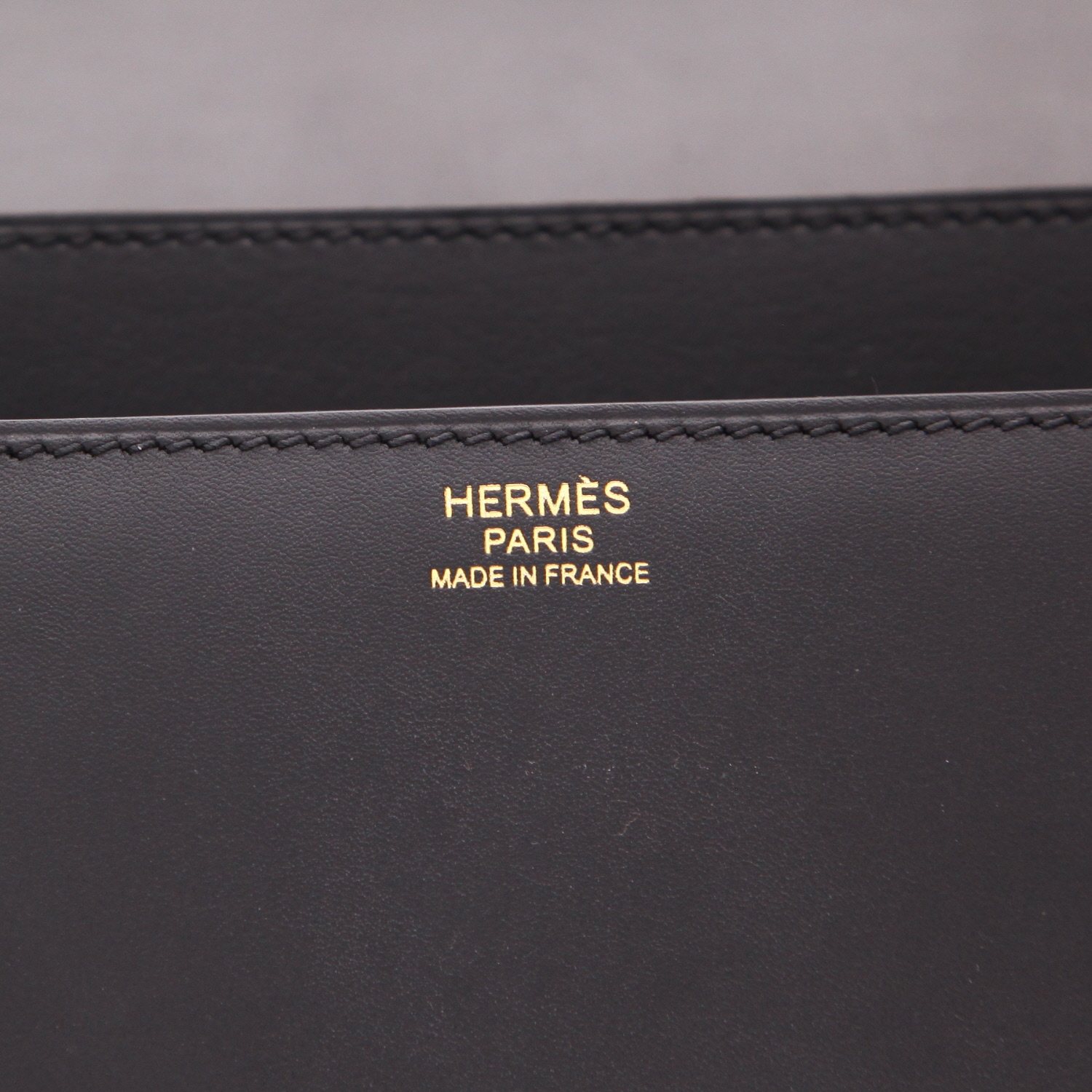 Hermès  Constance Cartable handbag  in black Sikkim Sombrero leather - Detail D2