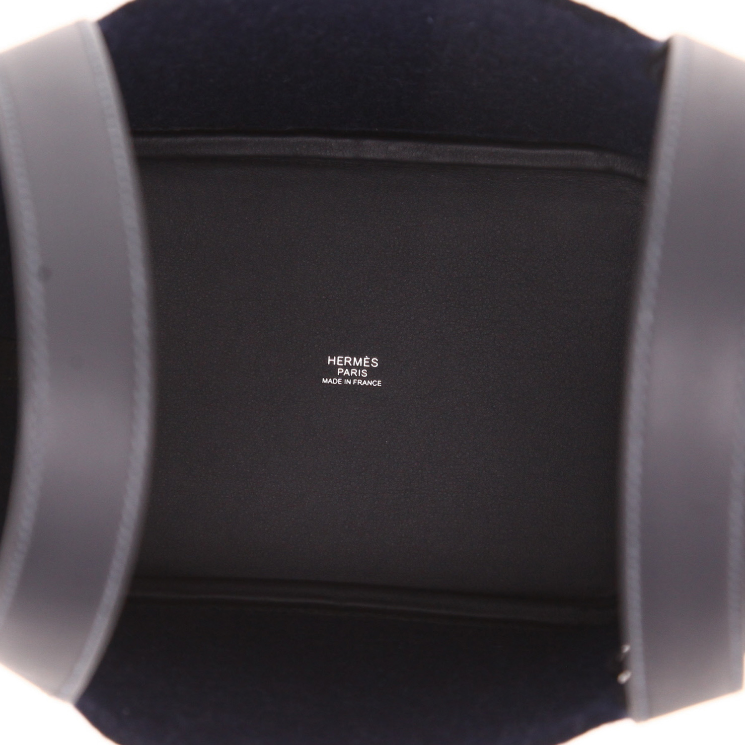 Hermès  Picotin Go Team 18 handbag  in dark blue felt  and Bleu Caban swift - Detail D3