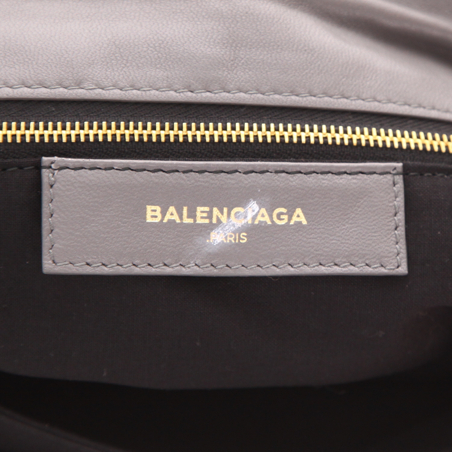 Borsa a tracolla Balenciaga  City in pelle grigia - Detail D2