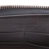 Bottega Veneta   wallet  in black intrecciato leather - Detail D2 thumbnail