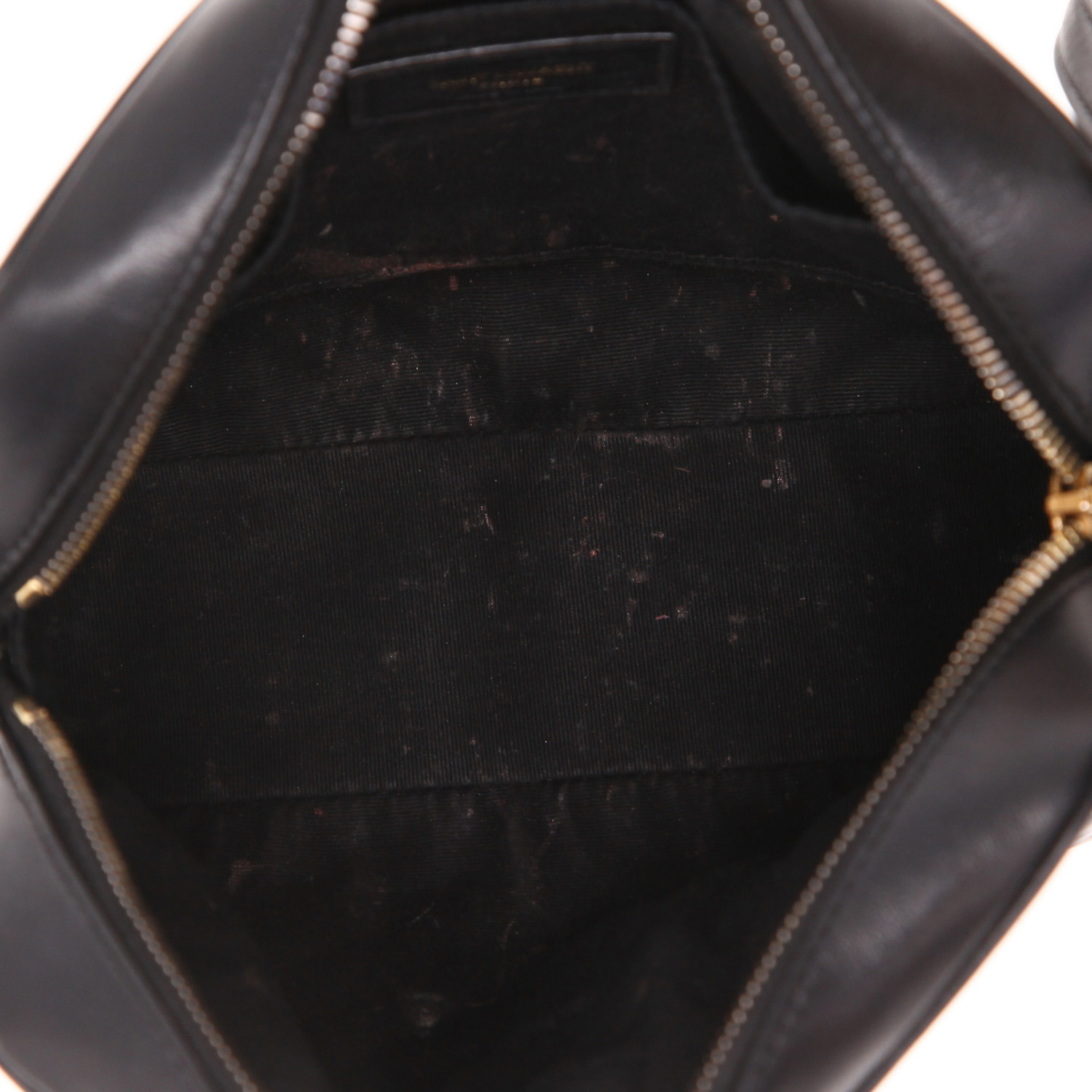 Saint Laurent Lou Sac Caméra shoulder bag in black quilted leather - Detail D3