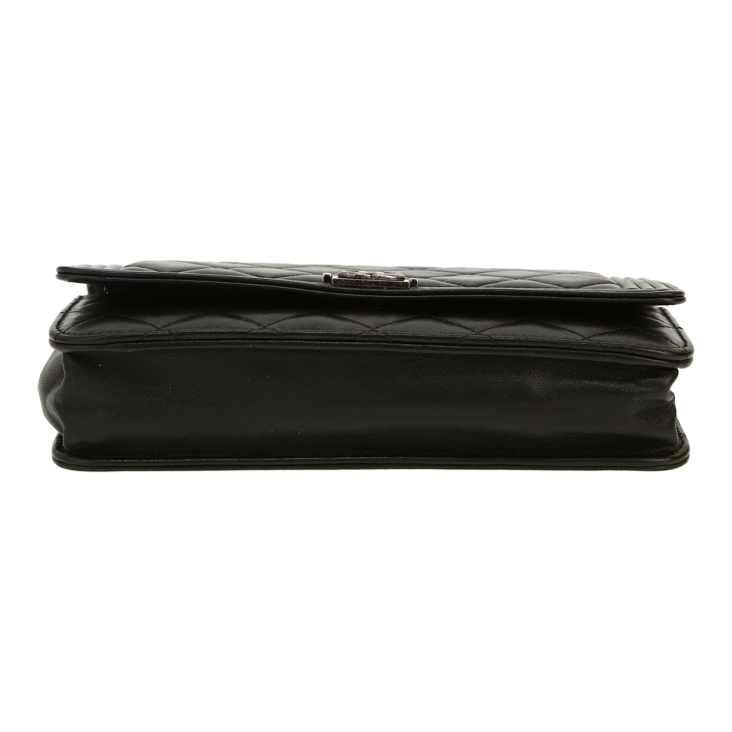Chanel Boy Wallet On Chain shoulder bag in black quilted leather - Detail D1