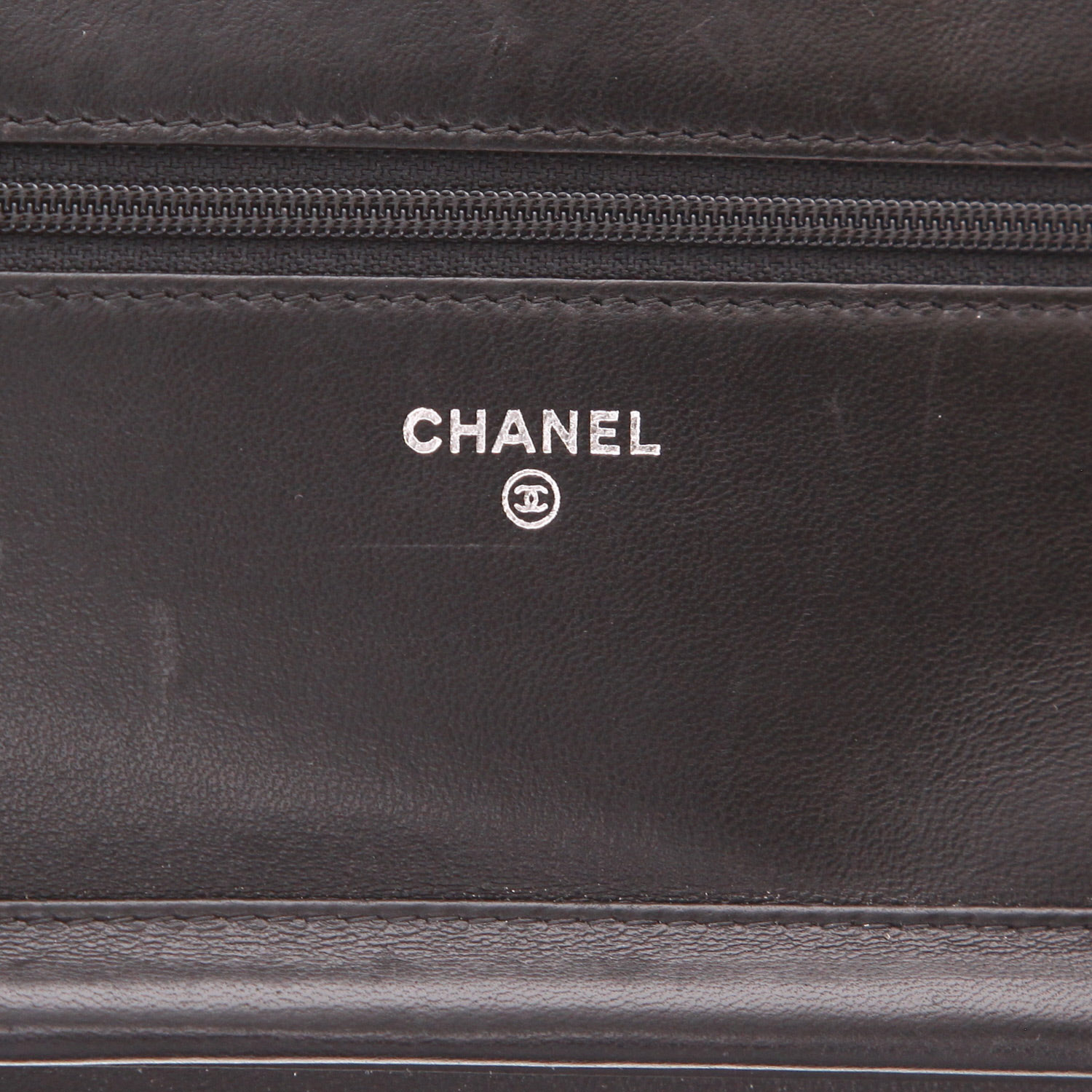 Bolso bandolera Chanel  Boy Wallet On Chain en cuero acolchado negro - Detail D2