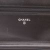 Bolso bandolera Chanel  Boy Wallet On Chain en cuero acolchado negro - Detail D2 thumbnail