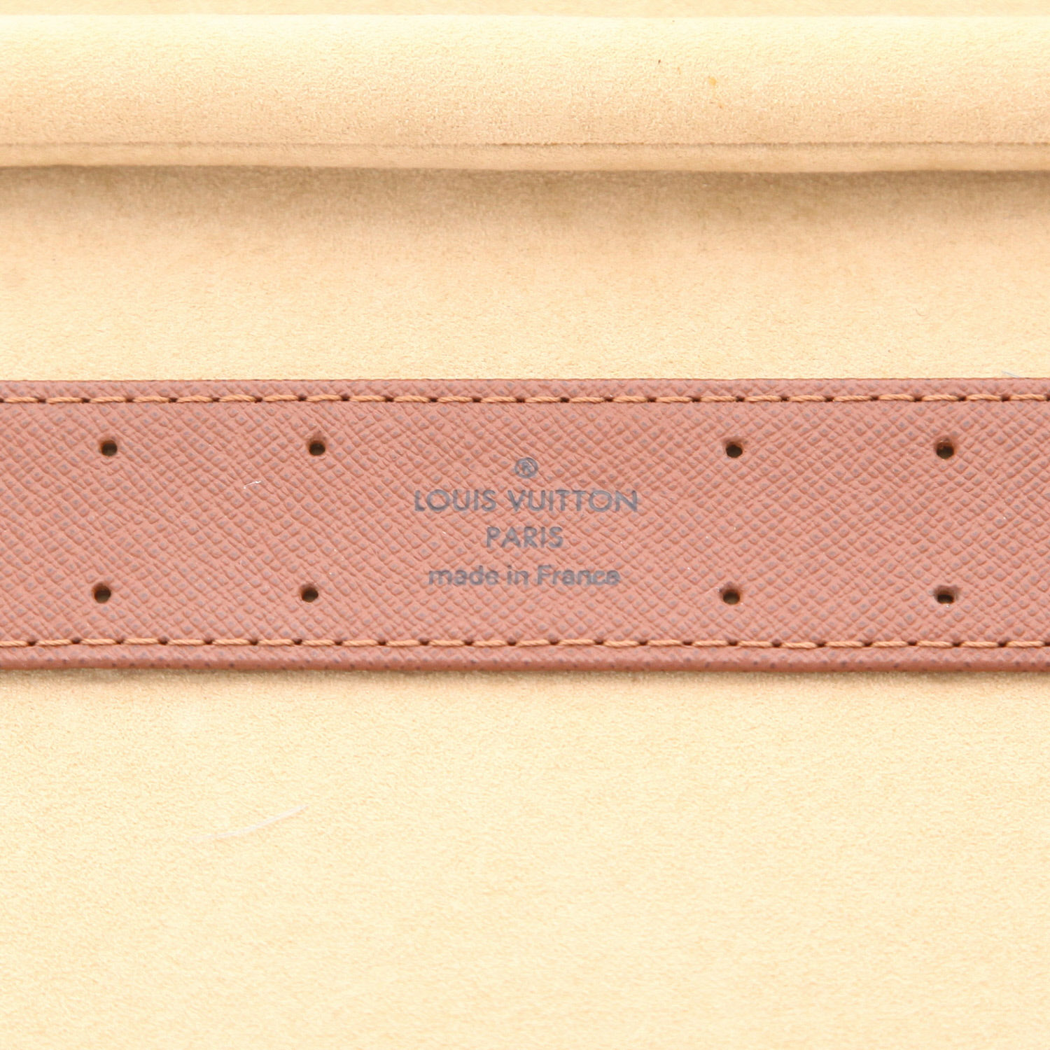 Louis Vuitton pouch in brown monogram canvas - Detail D2