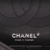Sac bandoulière Chanel 2.55 en cuir matelassé noir - Detail D2 thumbnail