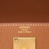Borsa Hermès  Kelly 28 cm in pelle togo gold - Detail D2 thumbnail