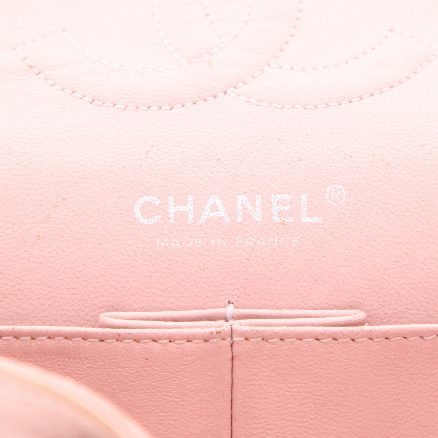 Chanel  Timeless Classic handbag  in pink tweed - Detail D2