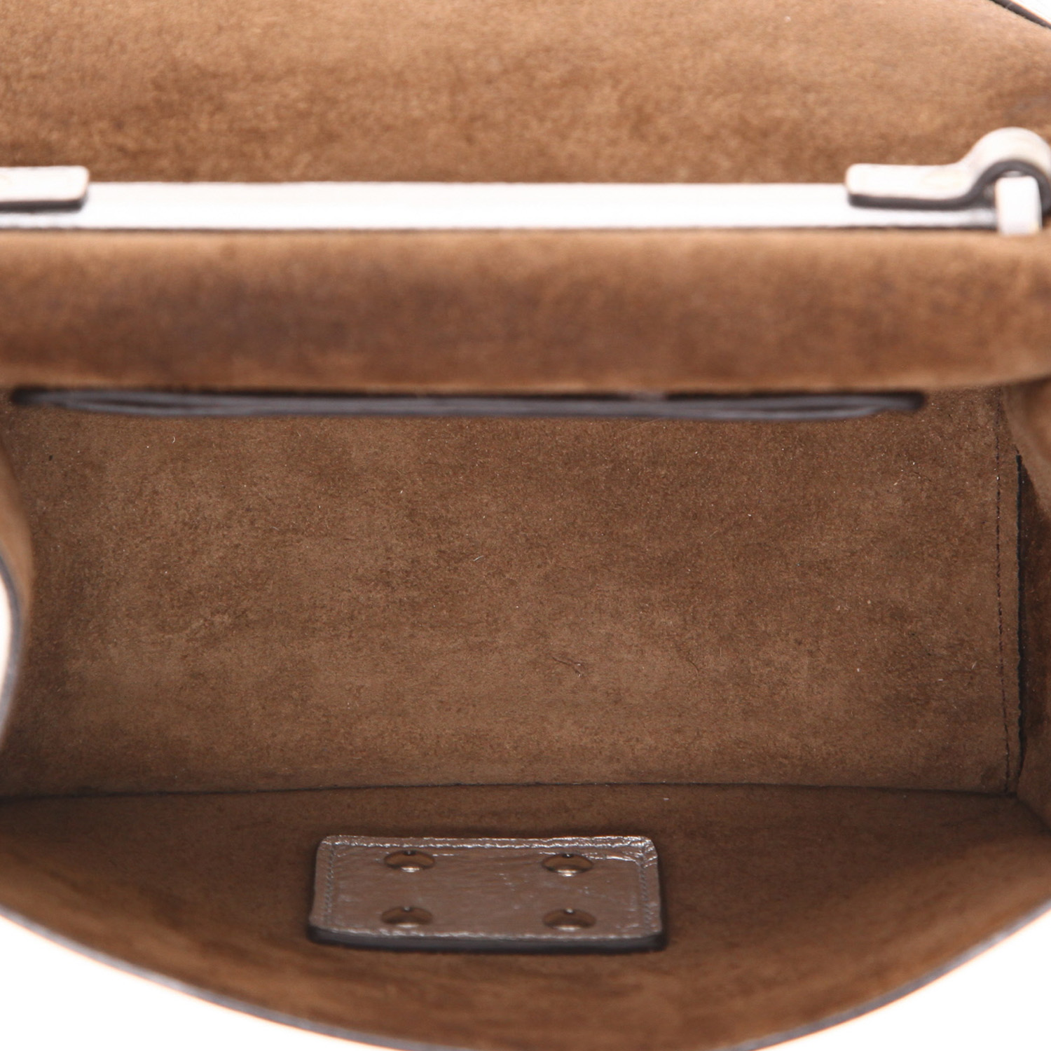 Sac bandoulière Fendi  Kan U en cuir argenté - Detail D3