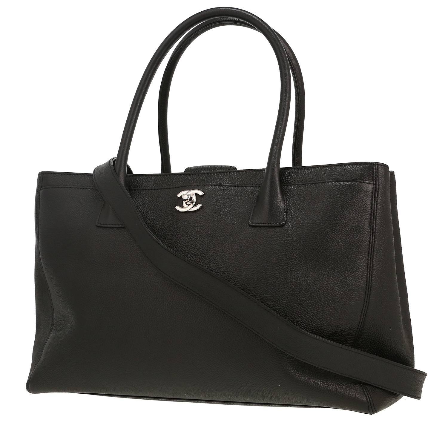 Borsa Chanel  Executive in pelle martellata nera