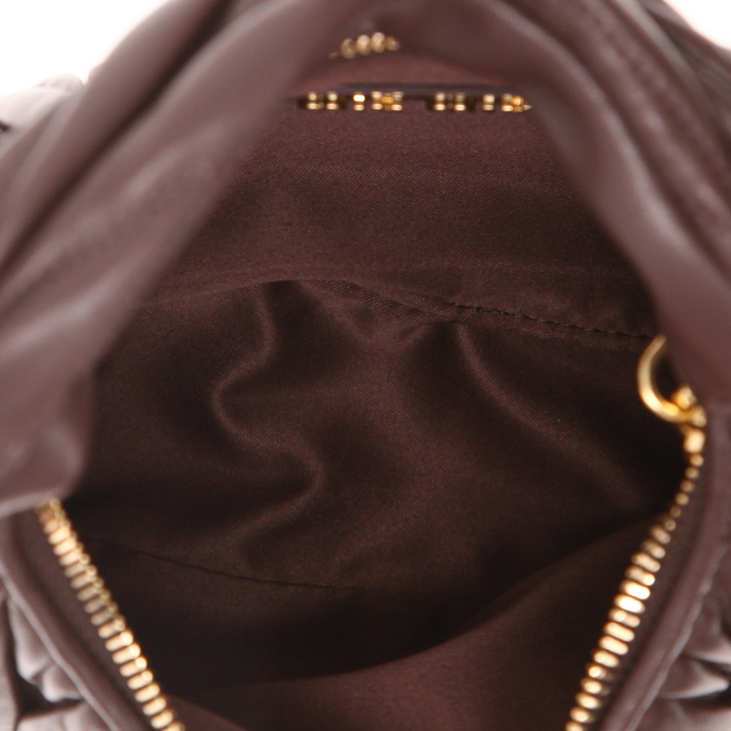 Bolso bandolera Miu Miu Miu Wander en cuero acolchado marrón - Detail D3