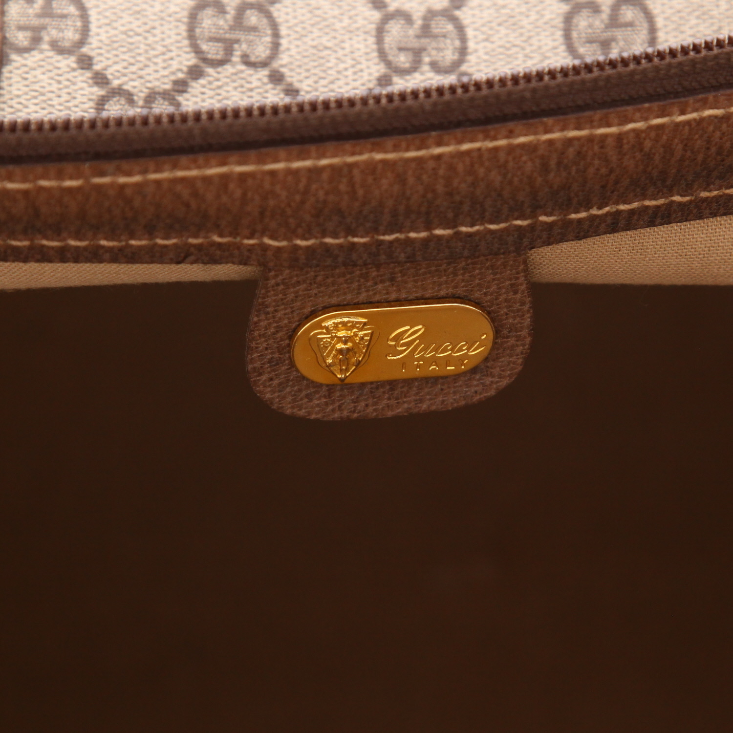 Gucci travel bag in beige monogram canvas and brown leather - Detail D2