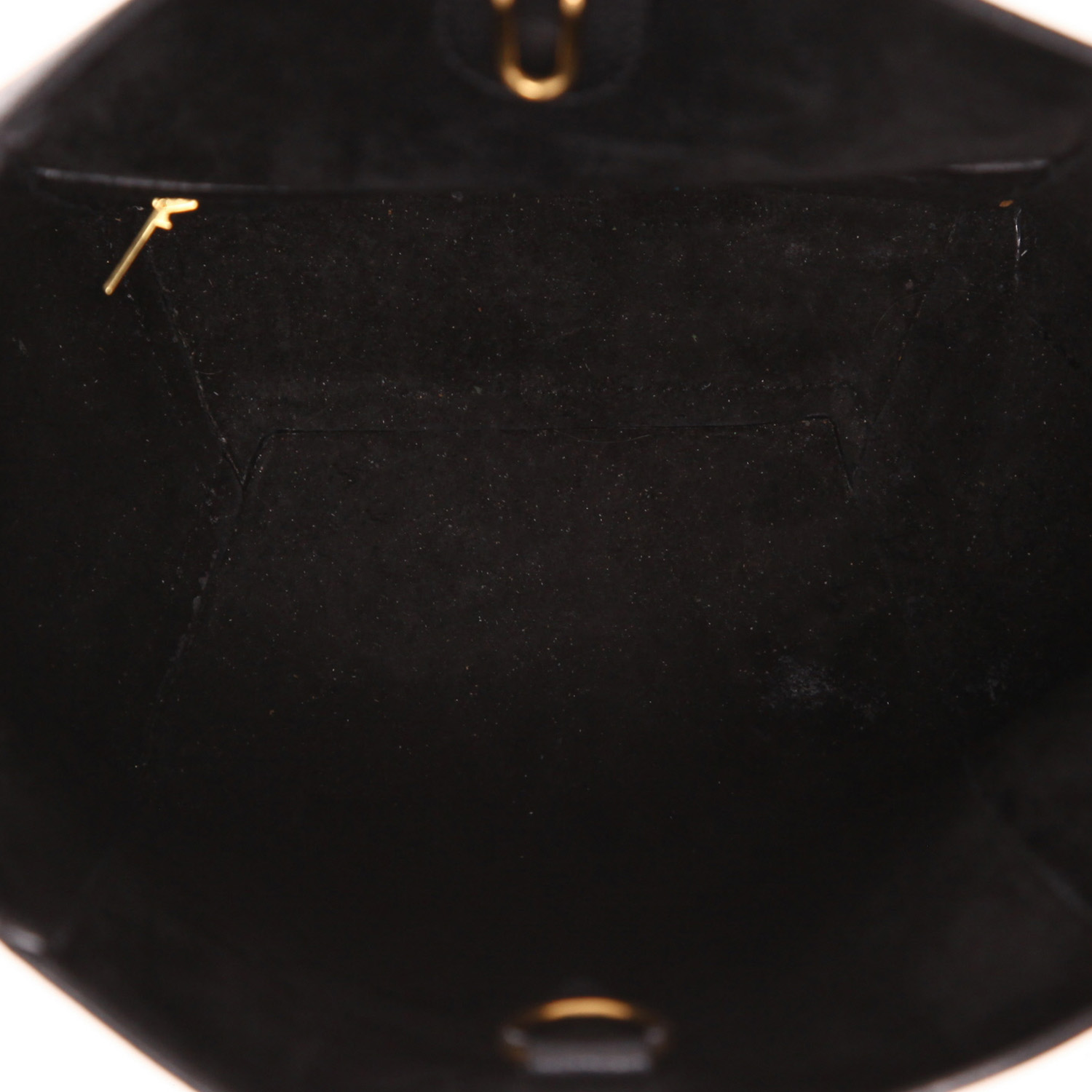 Bolso de mano Celine Sac Sangle modelo pequeño en cuero granulado negro - Detail D3