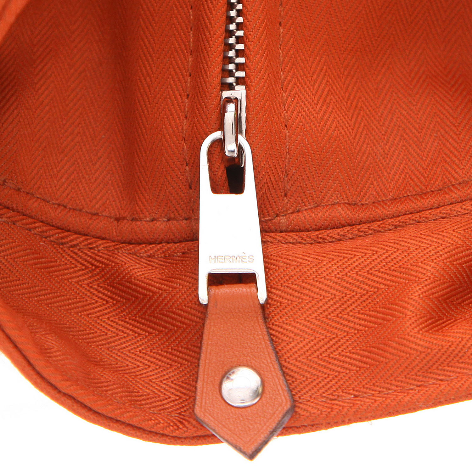 Bolso de mano Hermès  Acapulco en lona y cuero naranja - Detail D2