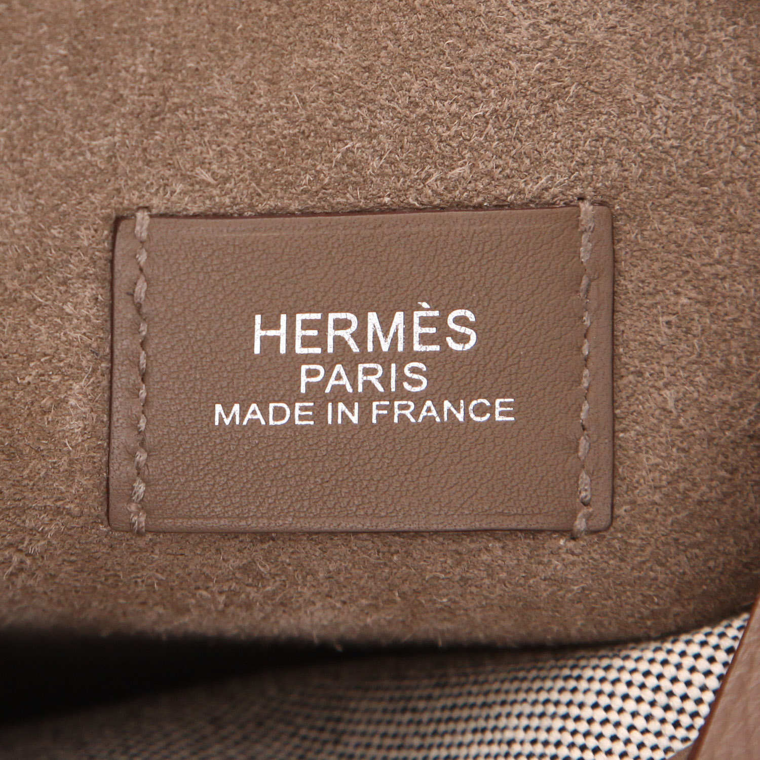 Bolso de mano Hermès  Arçon modelo grande  en cuero togo marrón etoupe - Detail D2