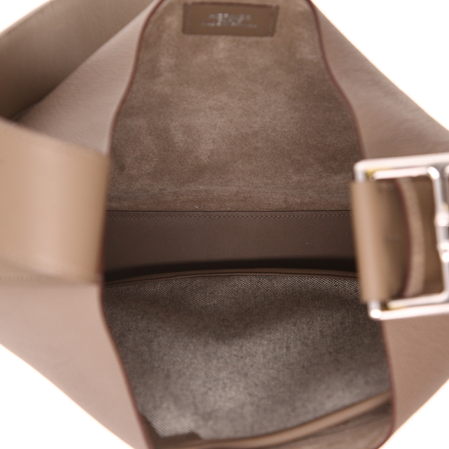 Sac à main Hermès  Arçon grand modèle  en cuir togo étoupe - Detail D3