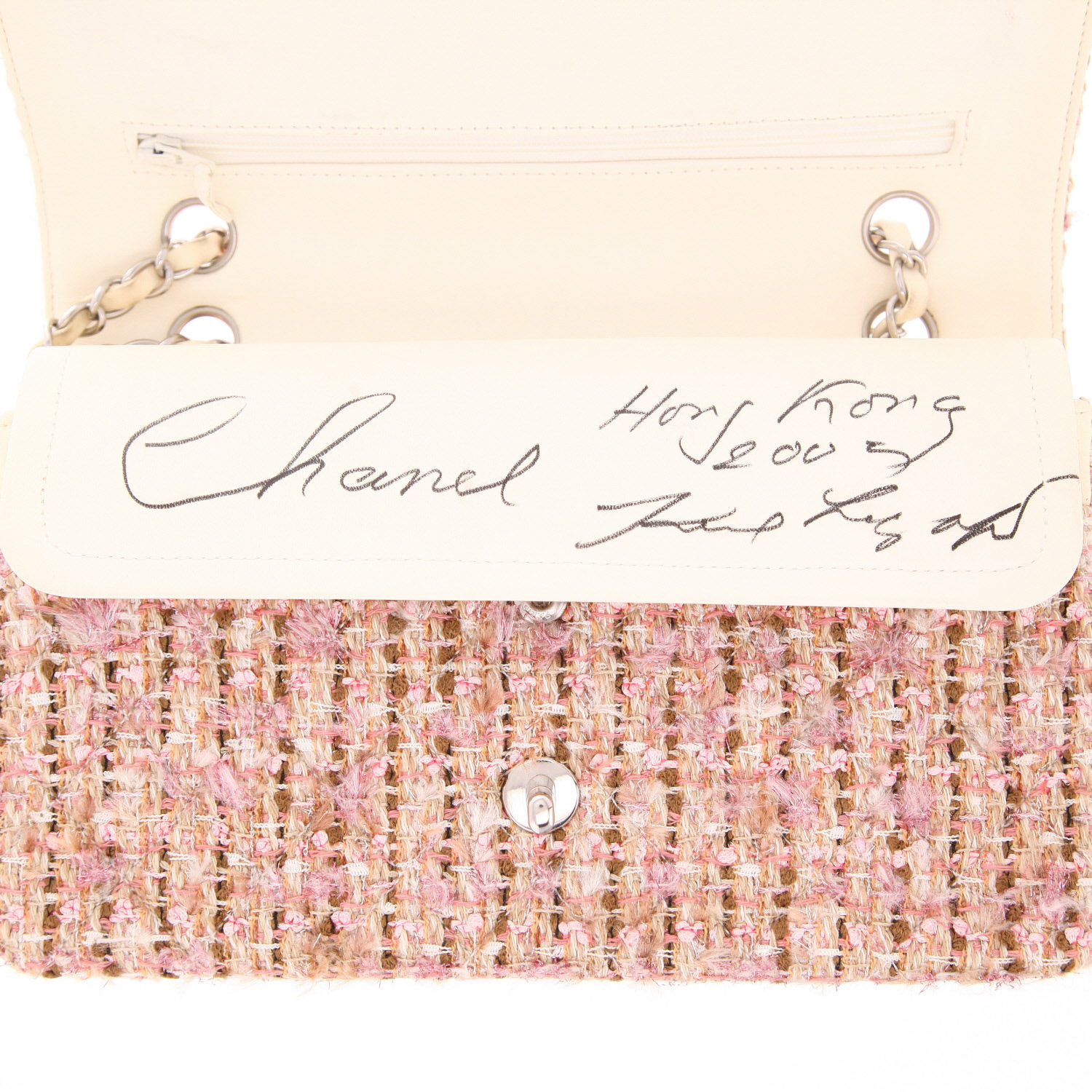 Sac à main Chanel  Timeless en tweed rose et écru et cuir écru - Detail D4