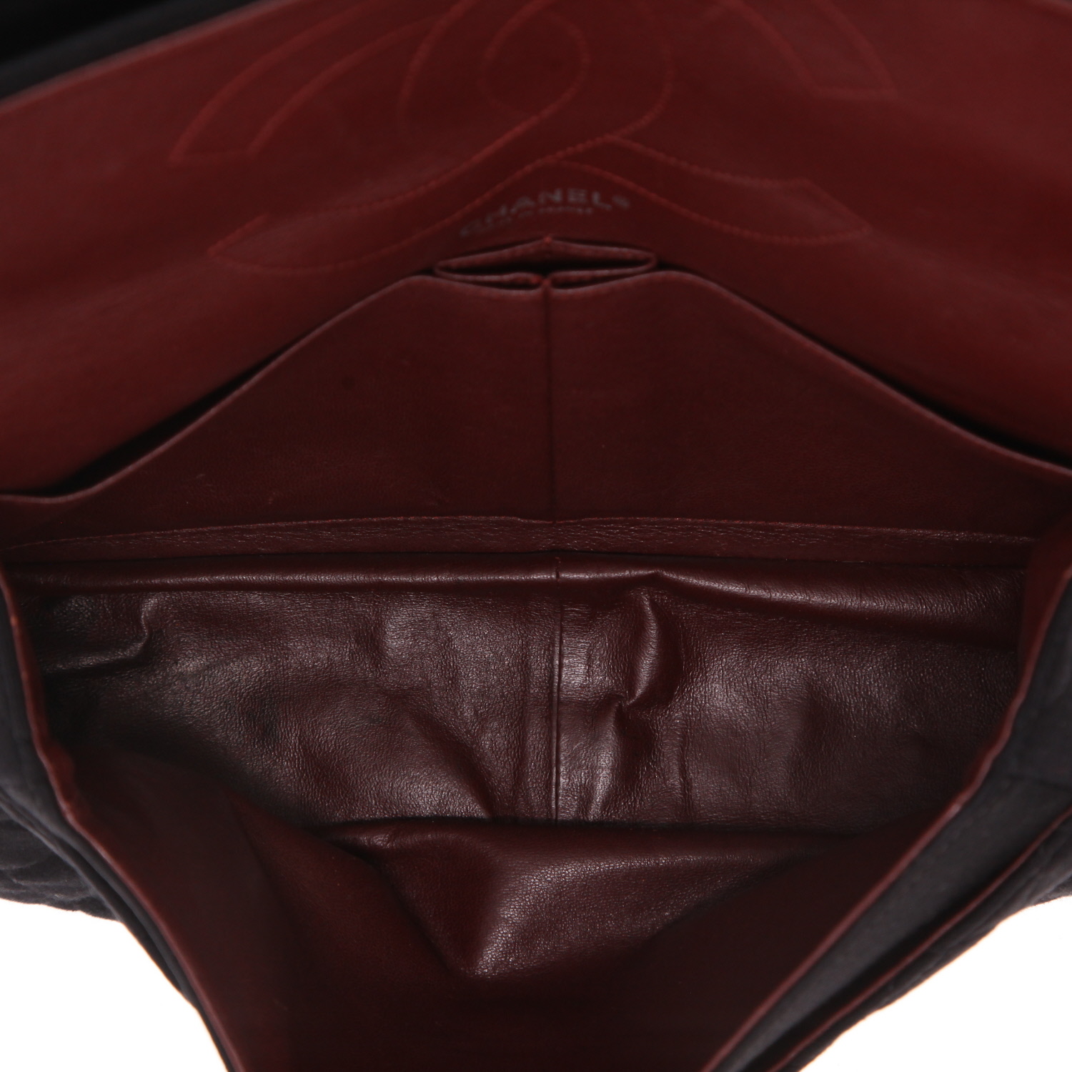 Bolso de mano Chanel  2.55 modelo grande  en jersey acolchado negro - Detail D3