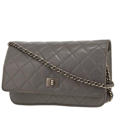 Bolso bandolera Chanel  Wallet on Chain en cuero acolchado gris