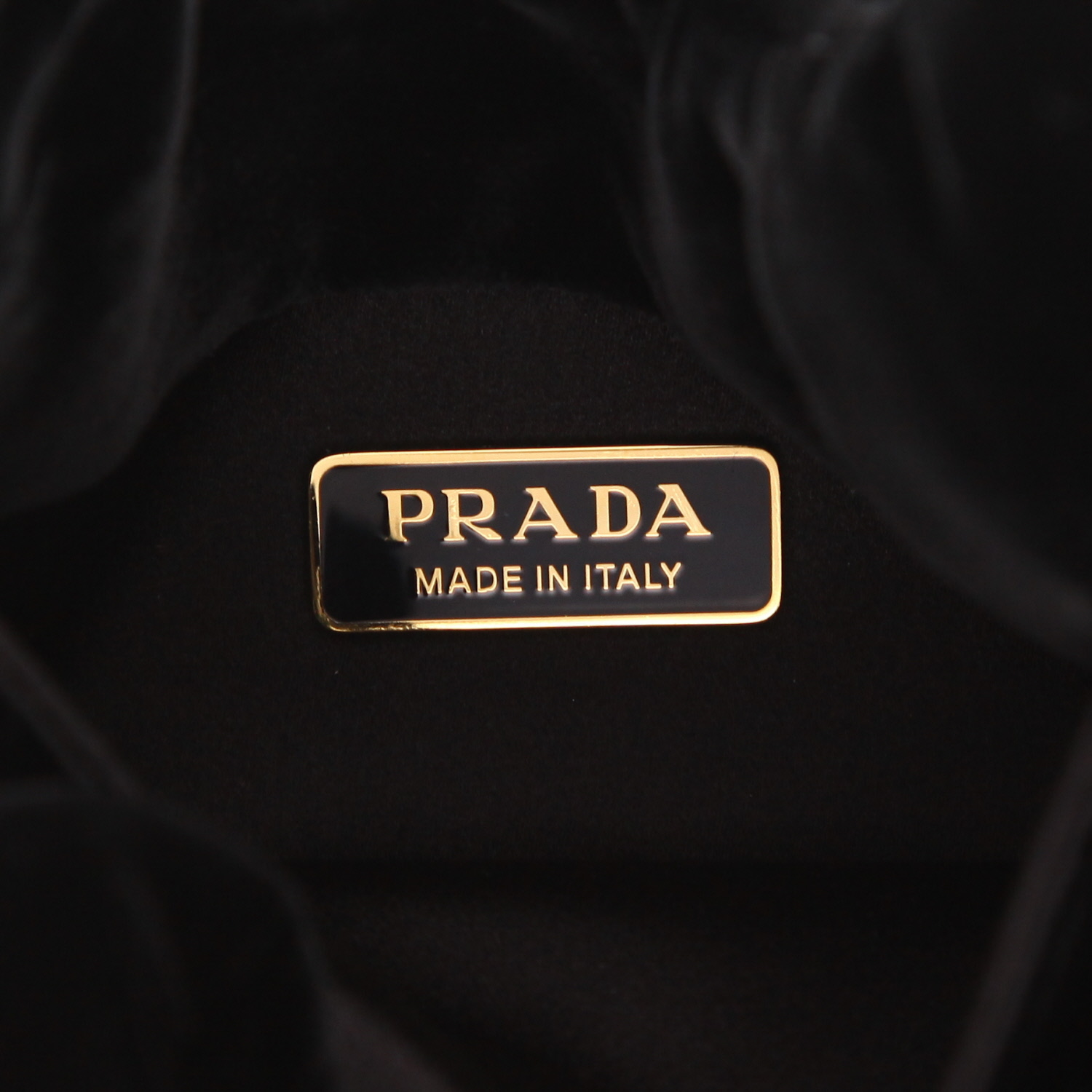 Borsa a tracolla Prada  Padded mini  in velluto nero - Detail D2