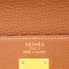 Bolso de mano Hermès  Kelly 35 cm en cuero togo color oro - Detail D2 thumbnail