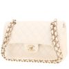 Chanel  Timeless Petit handbag  in white quilted grained leather - 00pp thumbnail