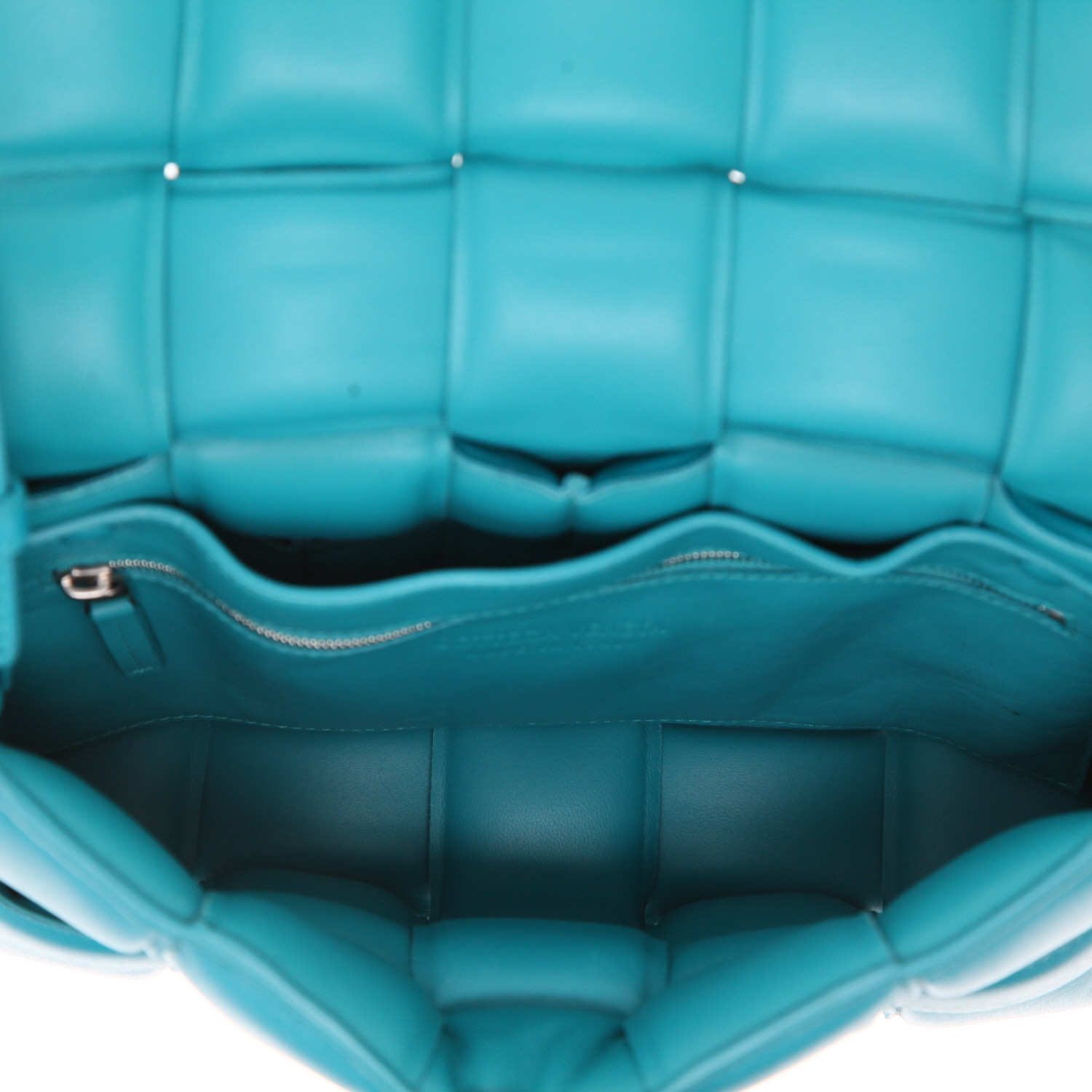 Borsa a tracolla Bottega Veneta  Padded Cassette in pelle intrecciata blu - Detail D3