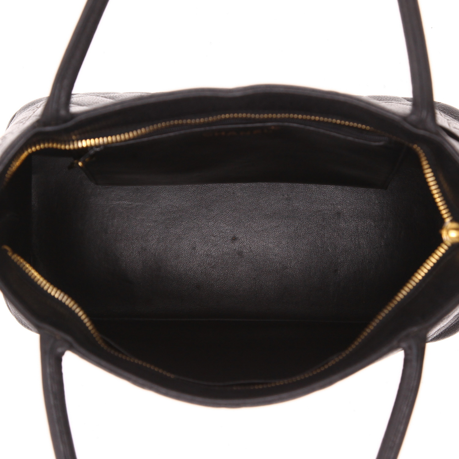 Sac à main Chanel  Medaillon en cuir grainé matelassé noir - Detail D3