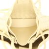 Sac à main Bottega Veneta  Andiamo petit modèle  en cuir intrecciato jaune - Detail D4 thumbnail