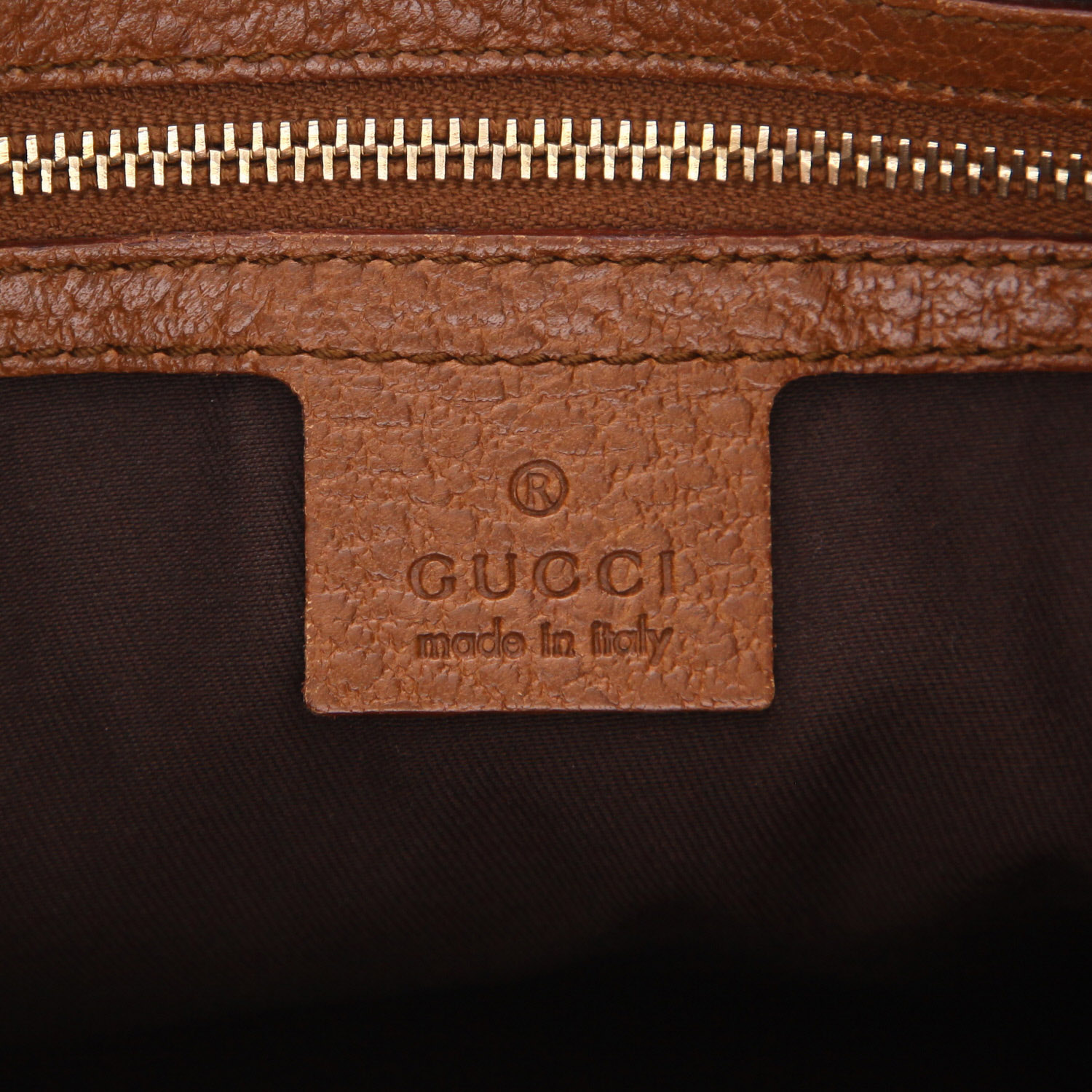 Gucci Jackie handbag in brown grained leather - Detail D2