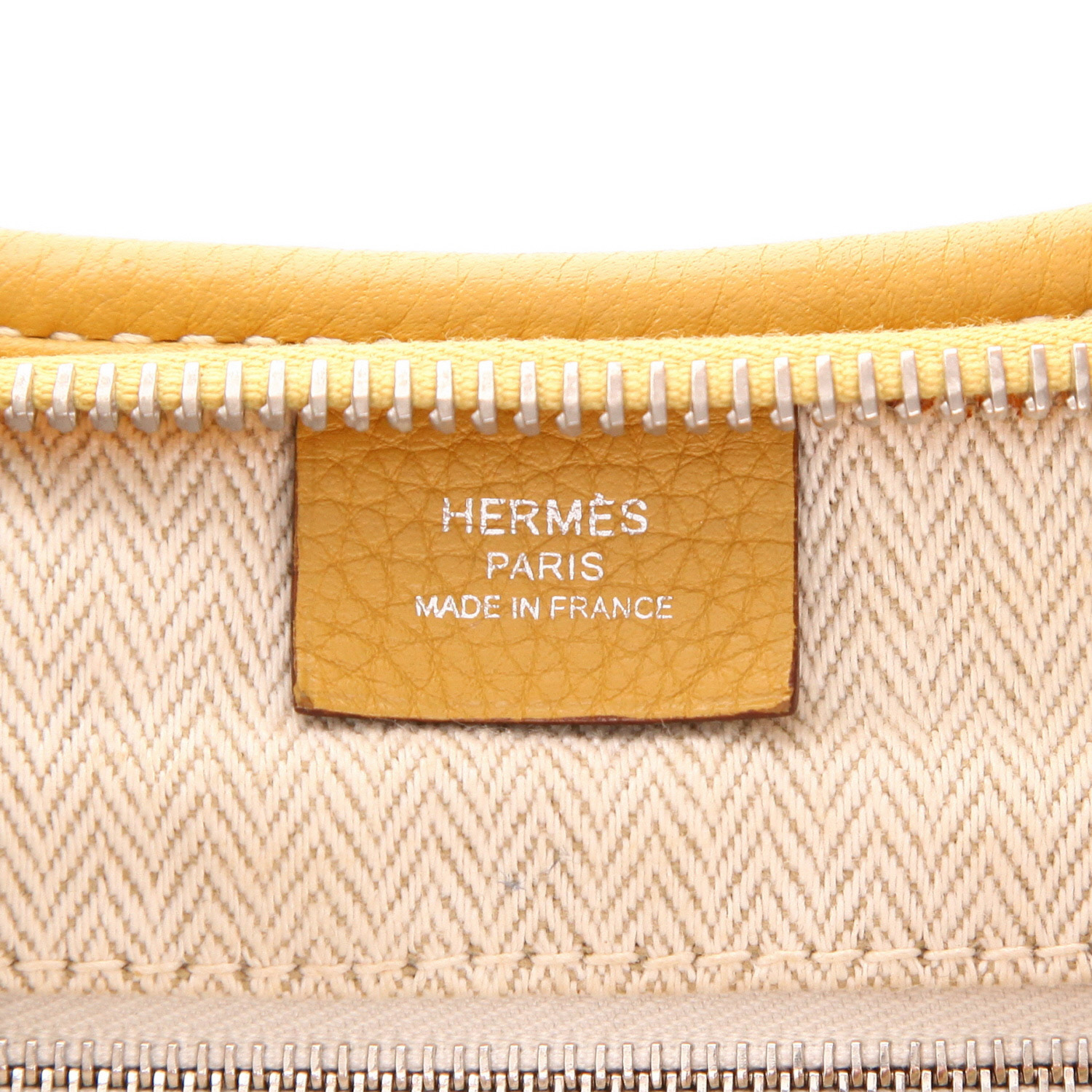 Bolso para llevar al hombro Hermès Goya en cuero amarillo - Detail D2