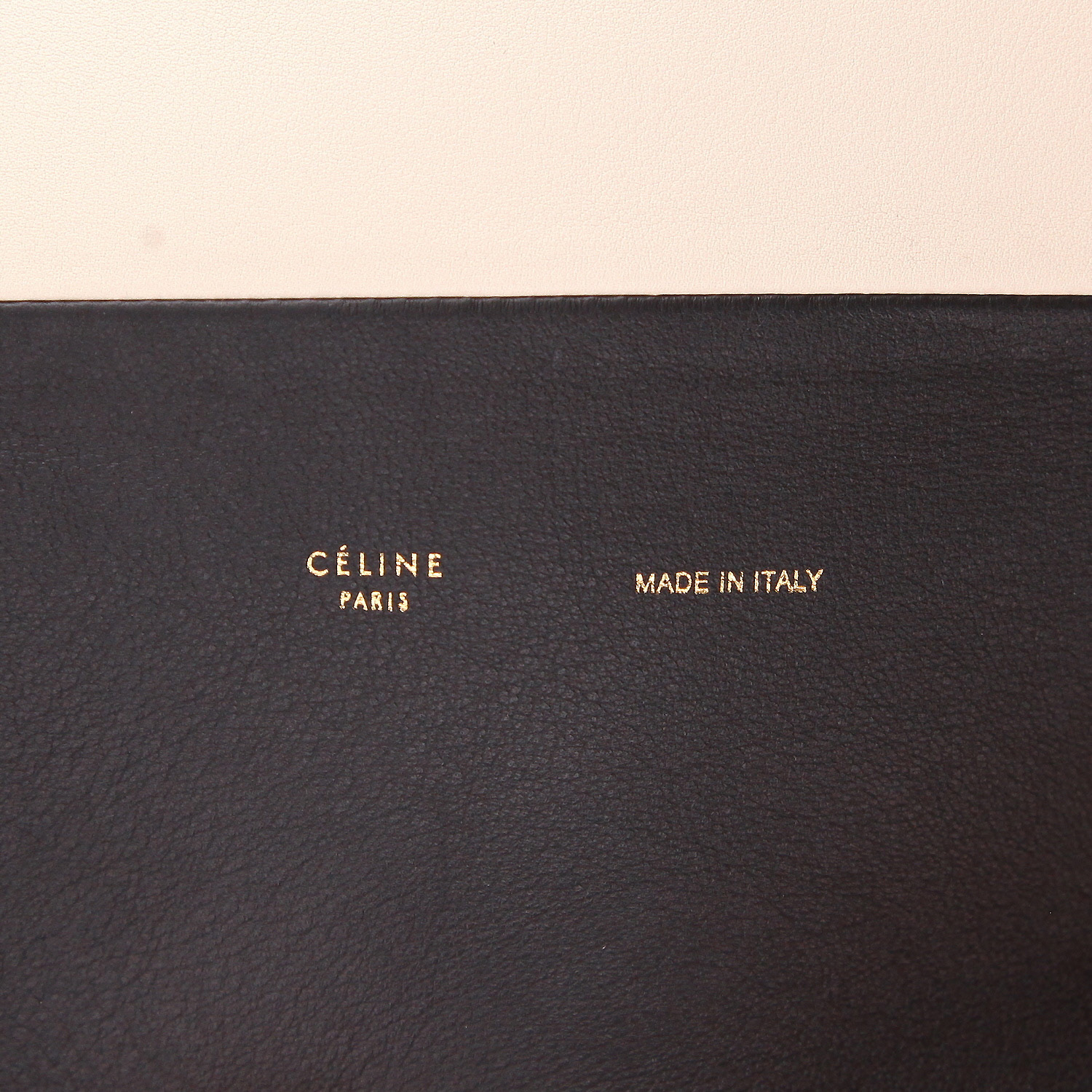 Bolso de mano Celine All Soft en cuero azul beige y negro - Detail D2
