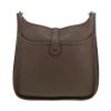 Bolso bandolera Hermès  Evelyne III en cuero togo gris - Detail D4 thumbnail